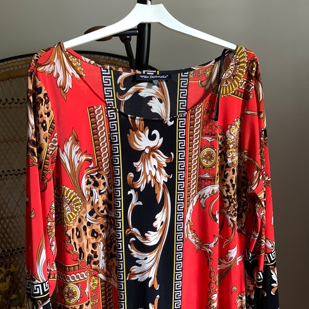 Beautiful Classic Dress EUC